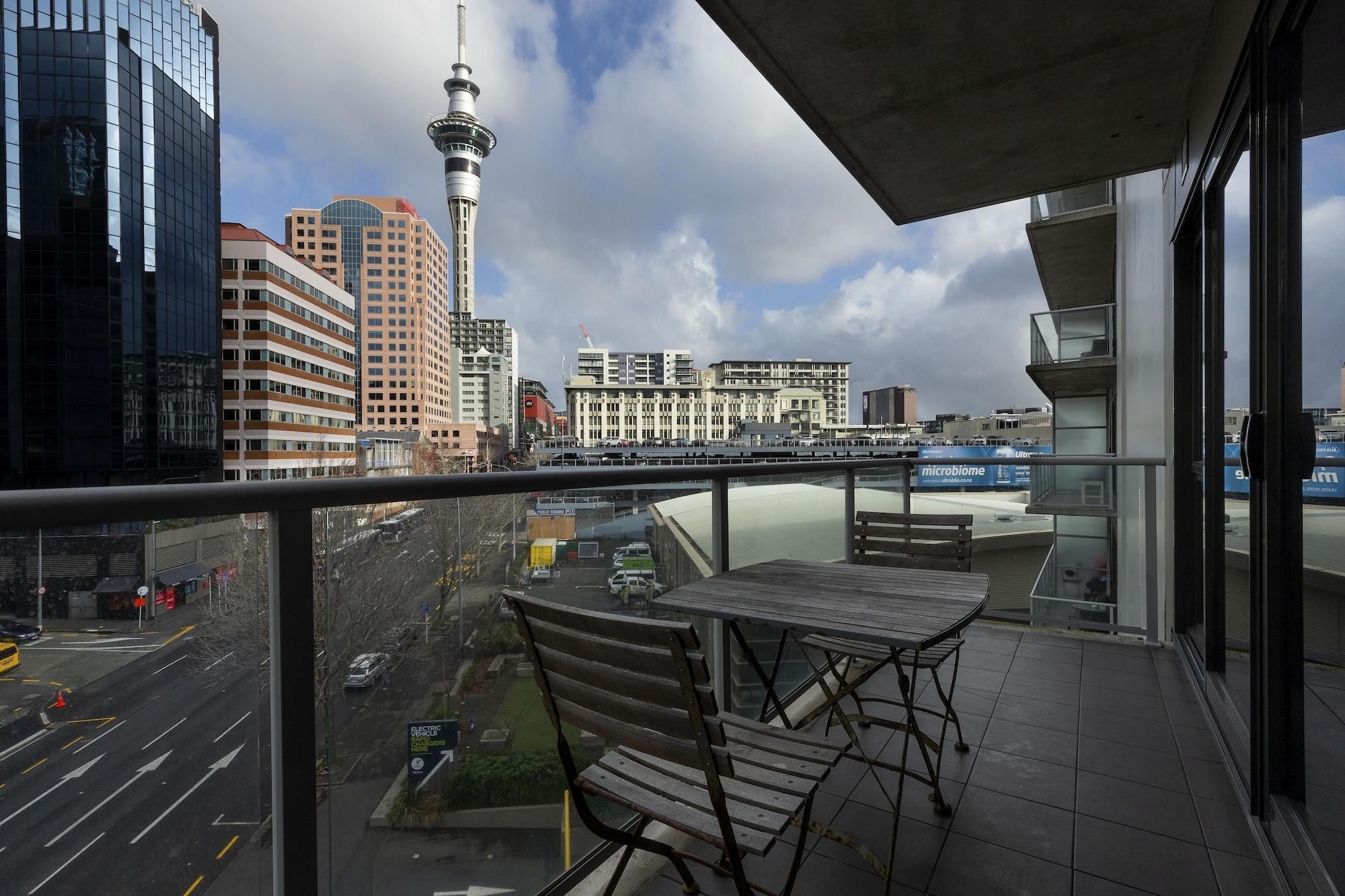 The Chancellor On Hobson Aparthotel Auckland Bagian luar foto