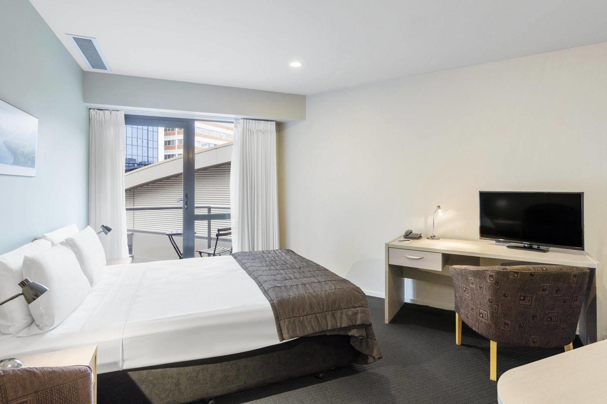 The Chancellor On Hobson Aparthotel Auckland Bagian luar foto